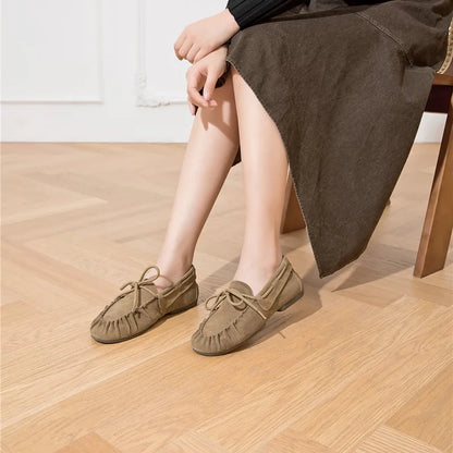 Londoria | Women's Classic Suede Lace-Up Loafers